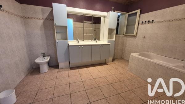Maison à vendre 10 pièces 223 m² Vélines