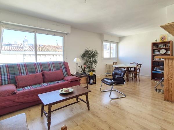 Bordeaux Saint Bruno/Judaique - T4 avec magnifique terrasse en rooftop