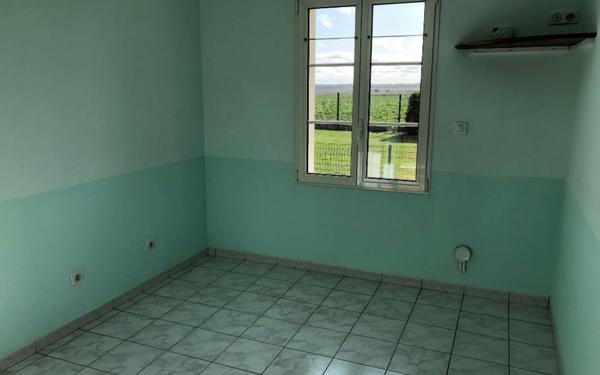 Appartement à louer    3 pièces •  Lieuvillers