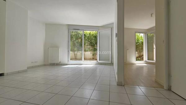 Vente                                                      Appartement
                        
                     2 pièces                      42 m2                     à Longpont-sur-Orge