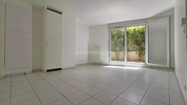 Vente                                                      Appartement
                        
                     2 pièces                      42 m2                     à Longpont-sur-Orge