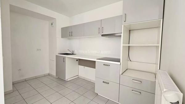 Vente                                                      Appartement
                        
                     2 pièces                      42 m2                     à Longpont-sur-Orge