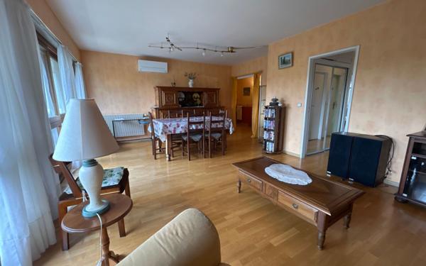 Appartement à vendre    3 pièces • 78 m2 Saint-Gratien