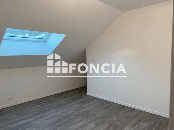 Location Appartement 3 pièces 72.2 m² - 543 RUE DU RIVET Saint Avre 73130