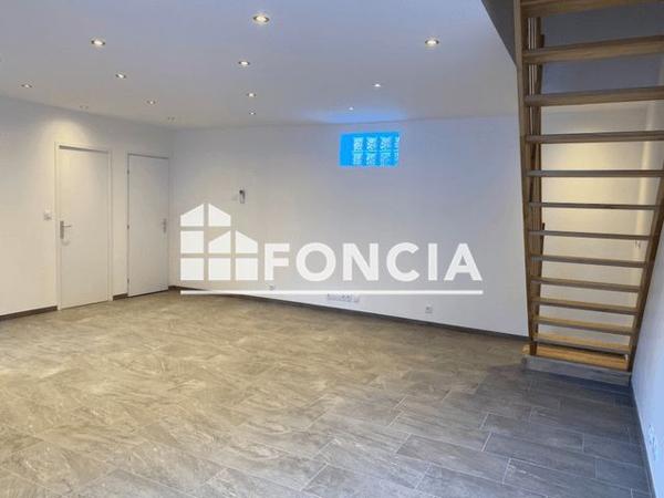 Location Appartement 3 pièces 72.2 m² - 543 RUE DU RIVET Saint Avre 73130