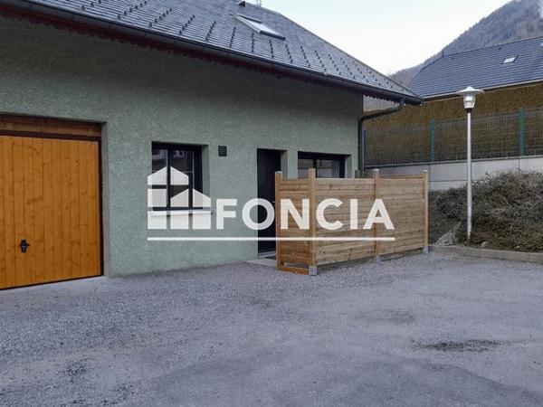 Location Appartement 3 pièces 72.2 m² - 543 RUE DU RIVET Saint Avre 73130