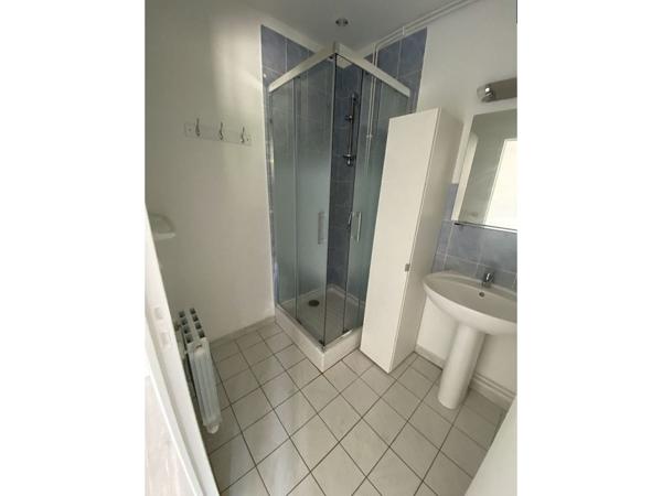 Appartement F2 - FOREZ