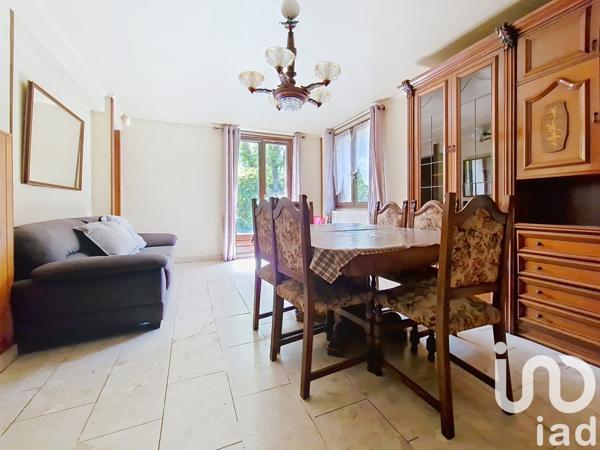 Maison à vendre 10 pièces 188 m² Saint-Martin-d'Hères