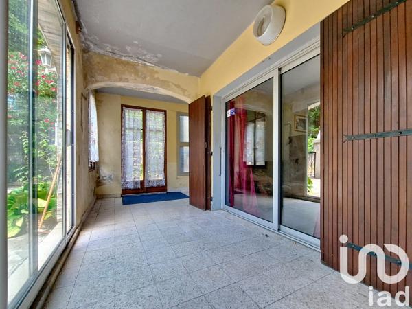 Maison à vendre 10 pièces 188 m² Saint-Martin-d'Hères