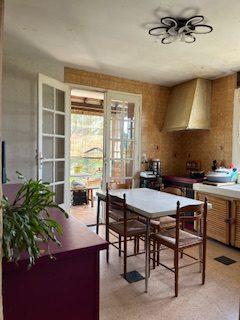 À vendre - Maison individuelle, 6 pièces située à Villefranche-de-Rouergue (12200)