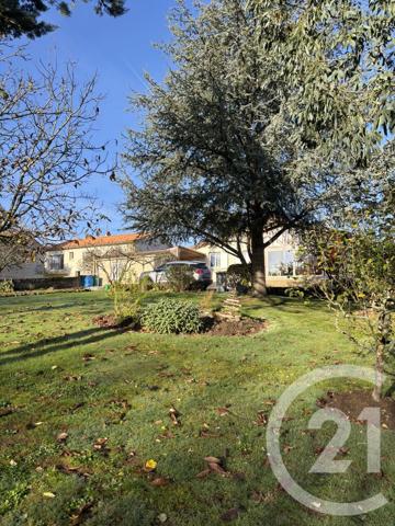 Maison à vendre  7 pièces - 114,71 m 2   ST AUBIN LE CLOUD  - 79