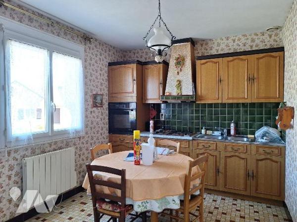 A Vendre, à SAINT DENIS DE GASTINES (53500), en Mayenne.
Une Maison à usage d'habitation, comp...