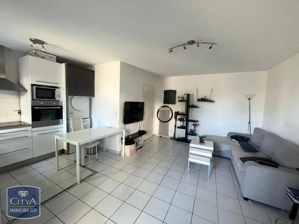 Appartement à louer 2 pièces 44.01m² Mérignac (33700)