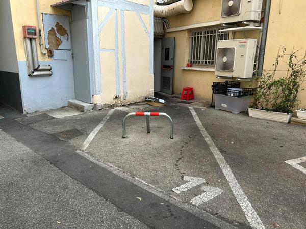 Parking / Box à louer à Lyon (69009)