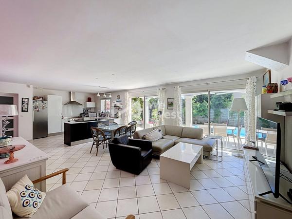 MAISON T6 DE PLAIN PIED - VENDARGUES