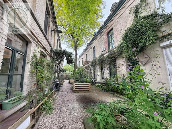 Maison
                                                                                                                                                                                                                                                                                                                        5 pièce(s)                                                                                                                                                                                                          4 chambre(s)                                                                                                                                                                                                          95  m²