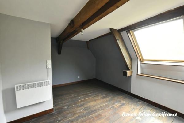 Maison en pierre de 66 m² avec cachet – À deux pas du bourg de Saint-Hilaire-du-Harcouët