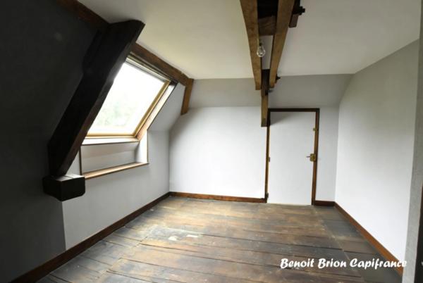 Maison en pierre de 66 m² avec cachet – À deux pas du bourg de Saint-Hilaire-du-Harcouët