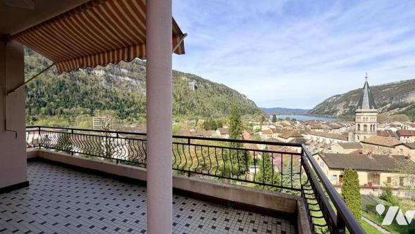 Maison vue sur le lac - NANTUA