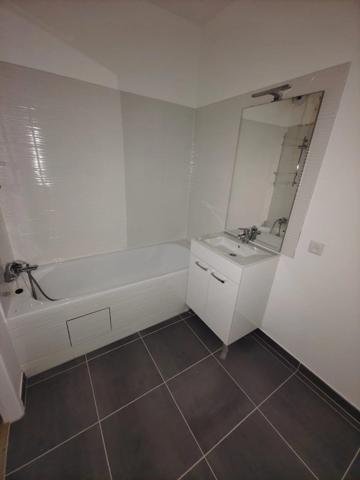 Appartement à vendre 4 pièces en rez de jardin GAGNY (93)