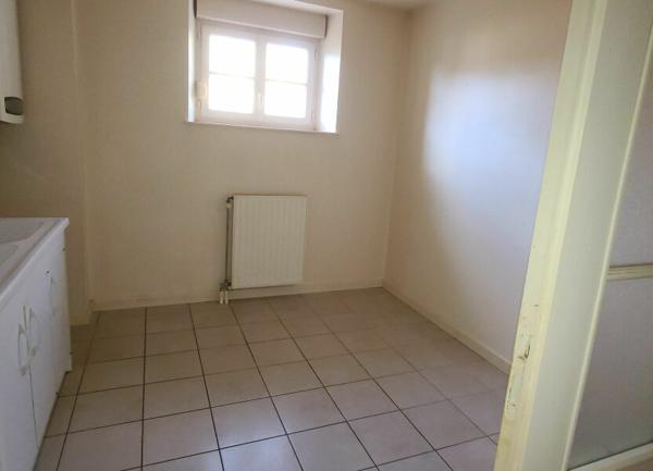 Appartement à louer  4 pièces •  Chancenay