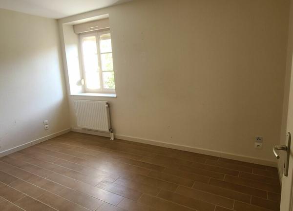 Appartement à louer  4 pièces •  Chancenay