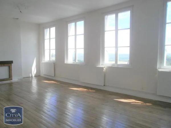Appartement à louer 2 pièces 70.1m² Laon (02000)