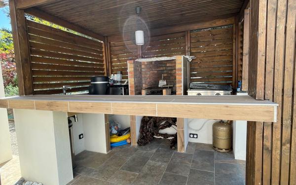 Maison à vendre    4 pièces •  Alairac