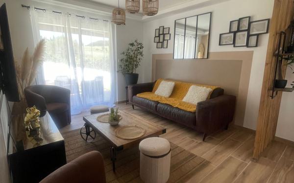 Maison à vendre    4 pièces •  Alairac