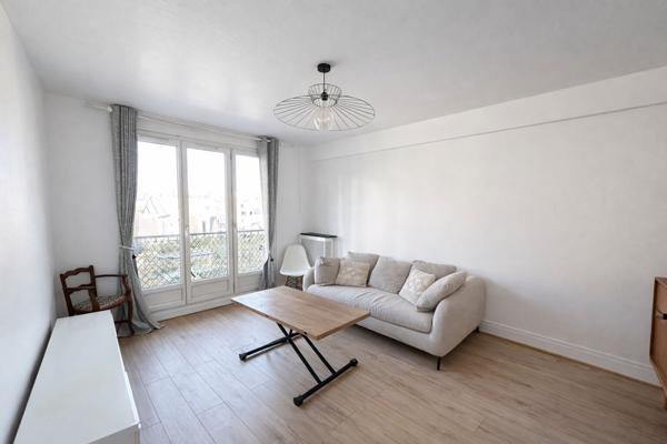 MONTREUIL