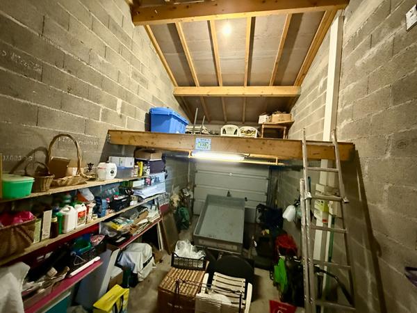 Maison de 90 m² avec terrain et garage située aux Terrasses de Prat Mary à Carcassonne, vendue louée