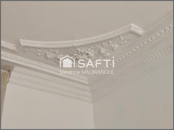 Maison bourgeoise semi individuelle 4 voir 5 chambres