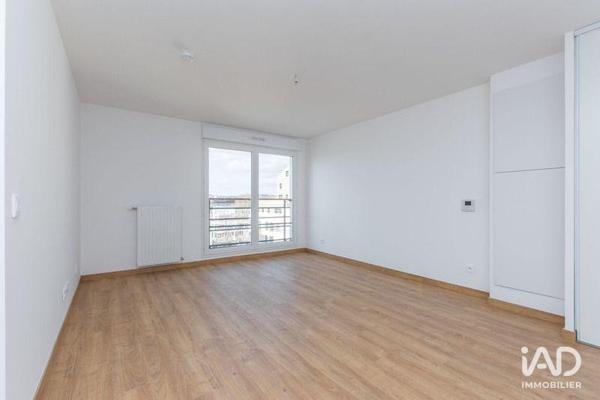 Location appartement 2 pièces 42 m² Colombes