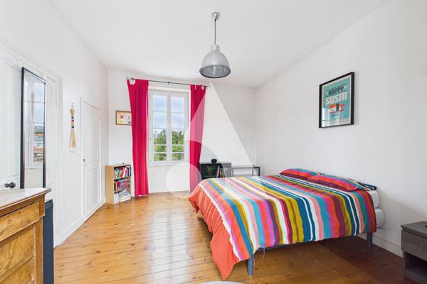 Maison 9 pièces 230 m2
