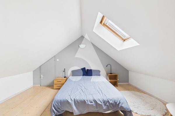Maison 9 pièces 230 m2