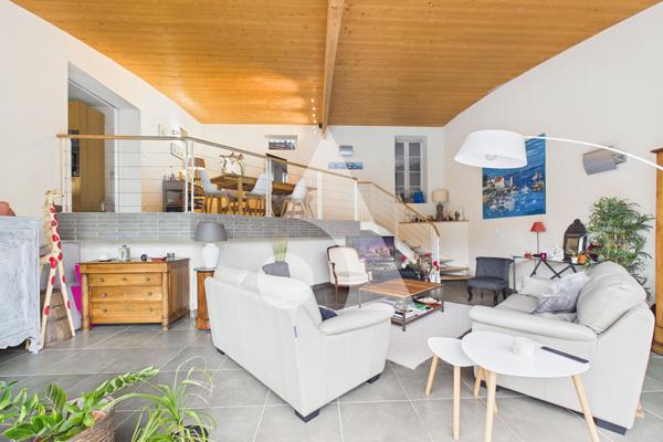 Maison 9 pièces 230 m2