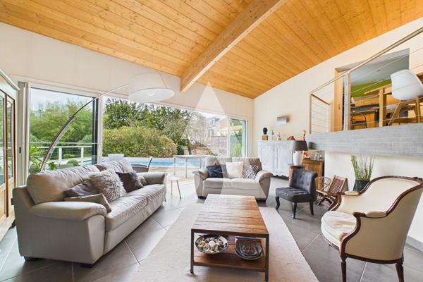 Maison 9 pièces 230 m2