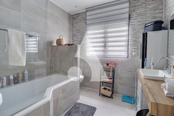 Maison 6 pièces 148 m2
