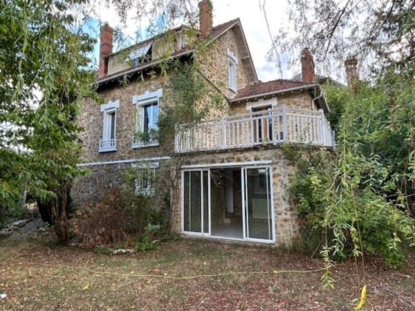 BELLE MAISON EN PIERRES MEULIERES A LA FERTE SOUS JOUARRE