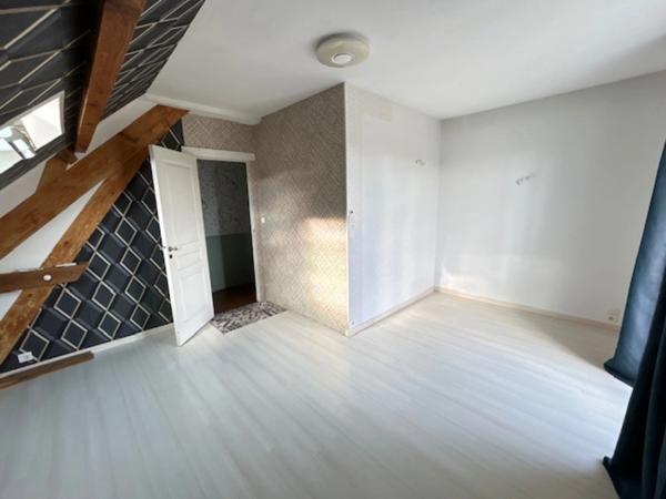 BELLE MAISON EN PIERRES MEULIERES A LA FERTE SOUS JOUARRE