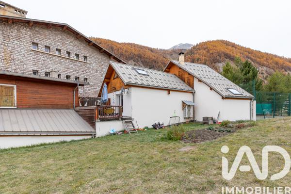 Maison à vendre 5 pièces 157 m² Arvieux