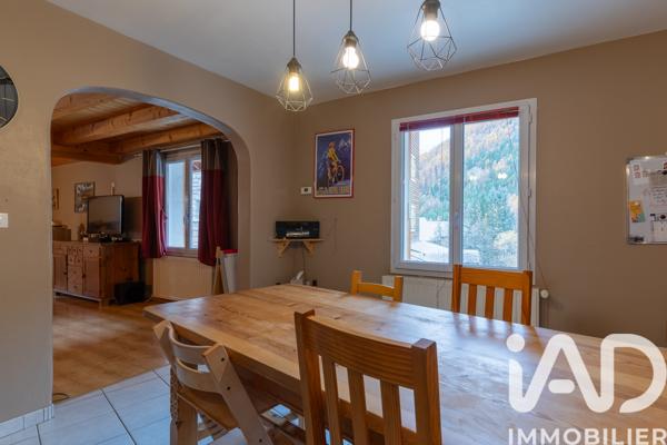 Maison à vendre 5 pièces 157 m² Arvieux