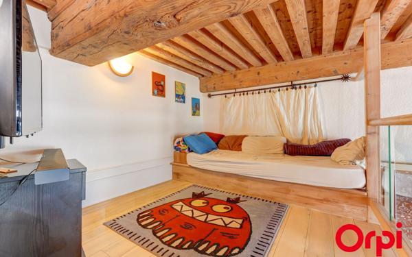 Appartement à vendre    4 pièces • 84,69 m2 Lyon 1