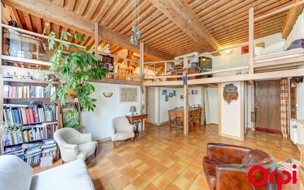 Appartement à vendre    4 pièces • 84,69 m2 Lyon 1