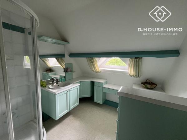 Maison à vendre 10 pièces de 197 m²