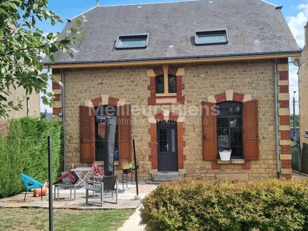 maison atypique avec terrain et garage