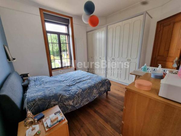 maison atypique avec terrain et garage