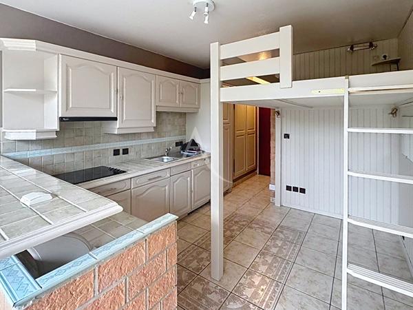 Appartement T1 à vendre à Melun avec terrasse et parking