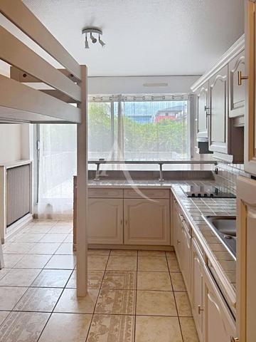 Appartement T1 à vendre à Melun avec terrasse et parking