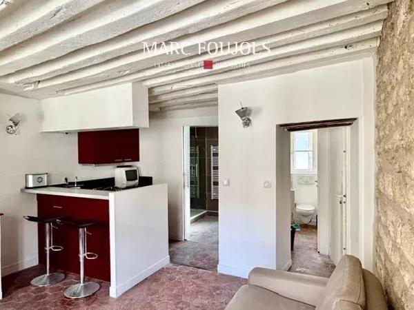 Paris VI – Saint-Germain-des-Prés – Deux-trois pièces en étage élevé